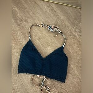 Knit/crochet bikini/crop top size D/DD